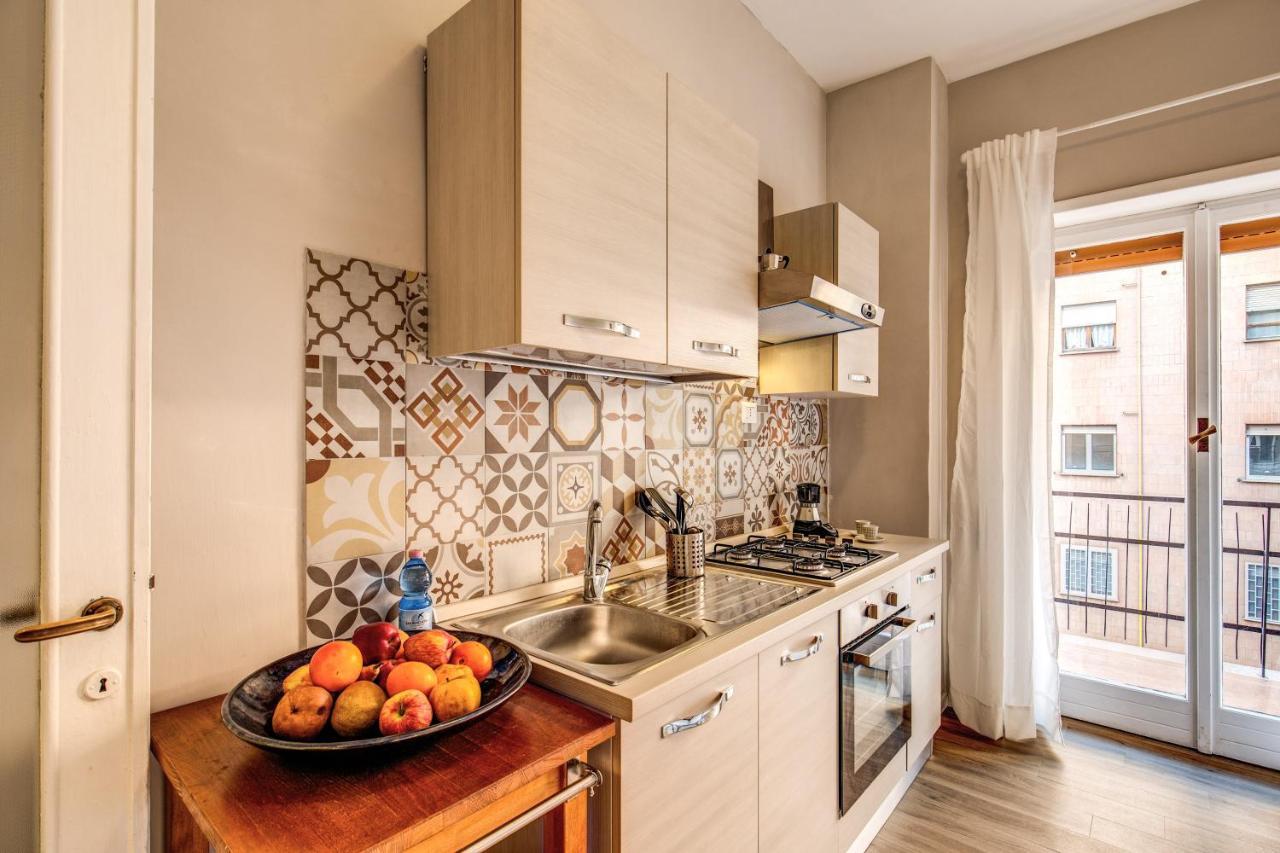 Aura Paradise Apartment Рим Экстерьер фото