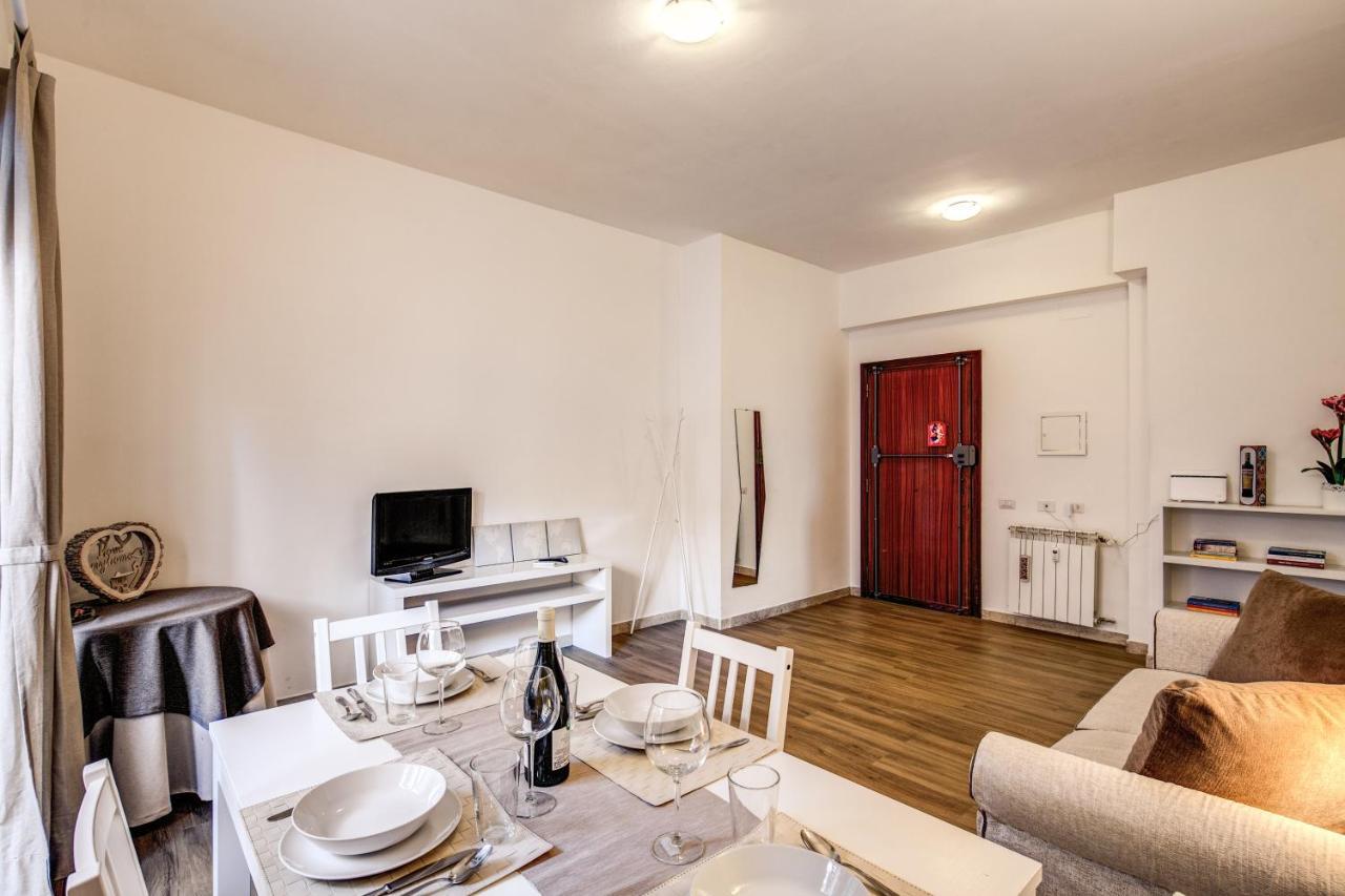 Aura Paradise Apartment Рим Экстерьер фото
